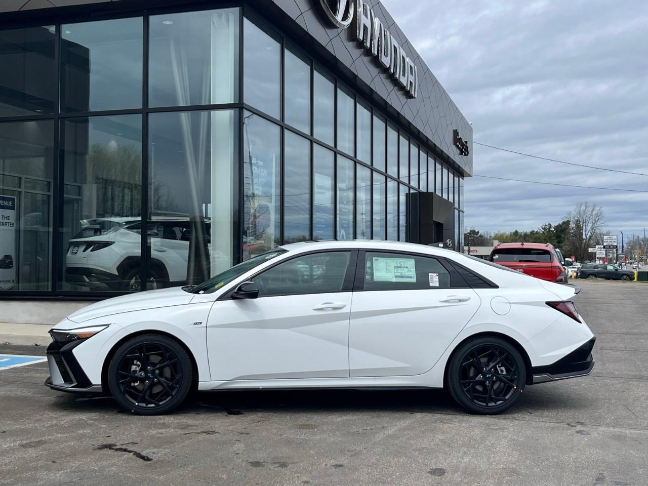 2026 Hyundai Elantra N Line Ultimate DCT Photo2