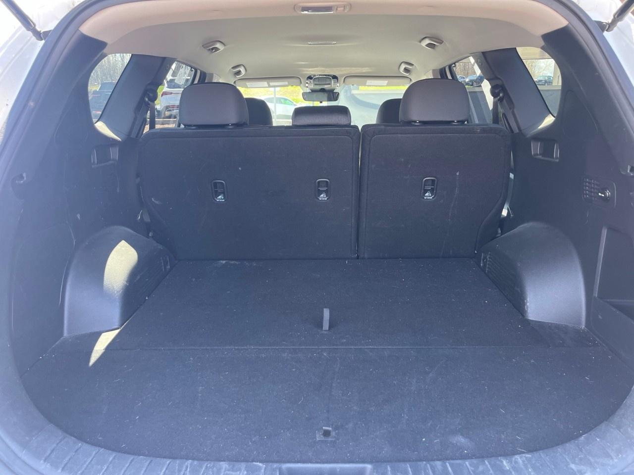 2023 Hyundai Santa Fe Preferred AWD Photo