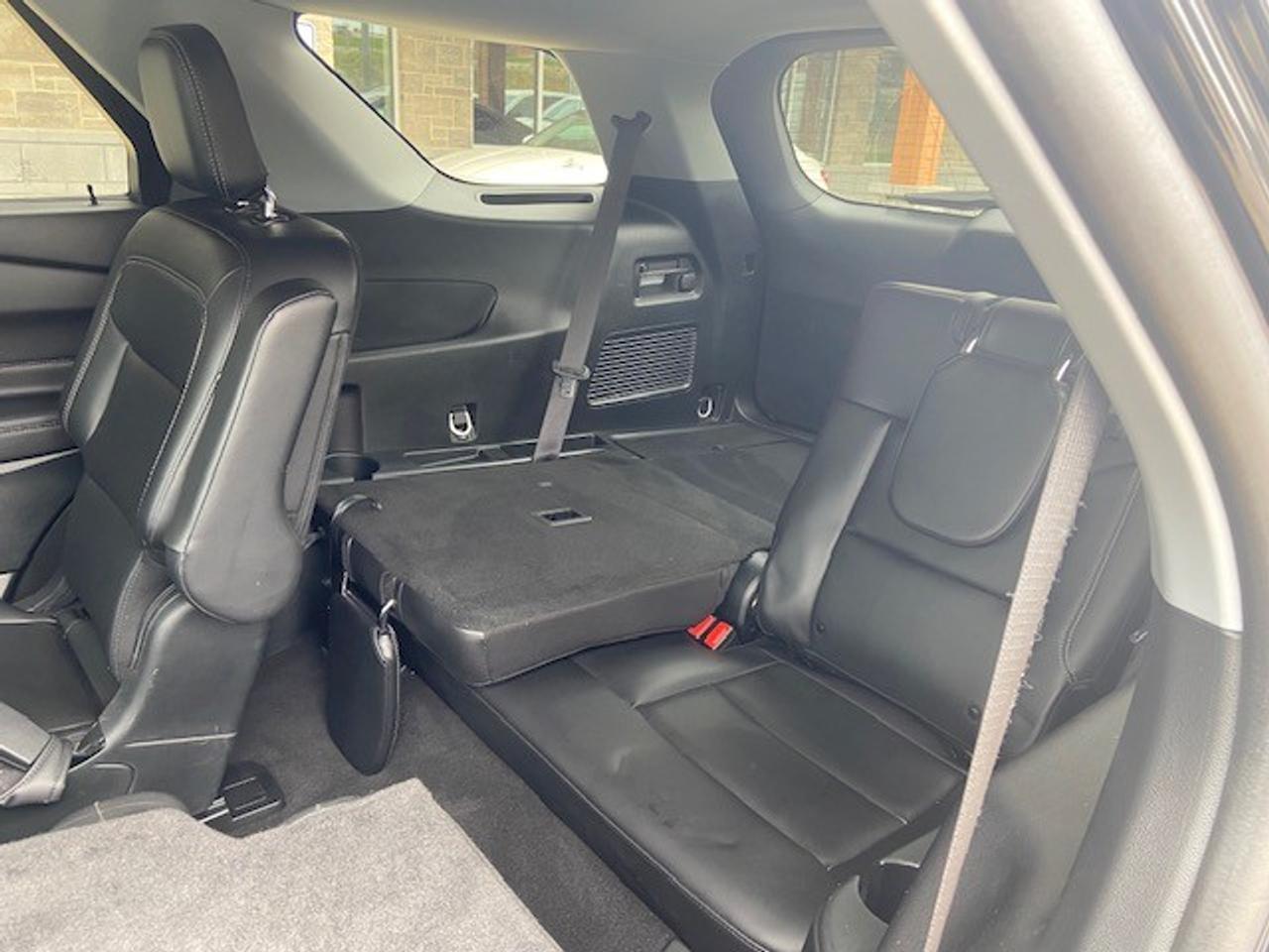 2024 Ford Explorer XLT 4WD Photo