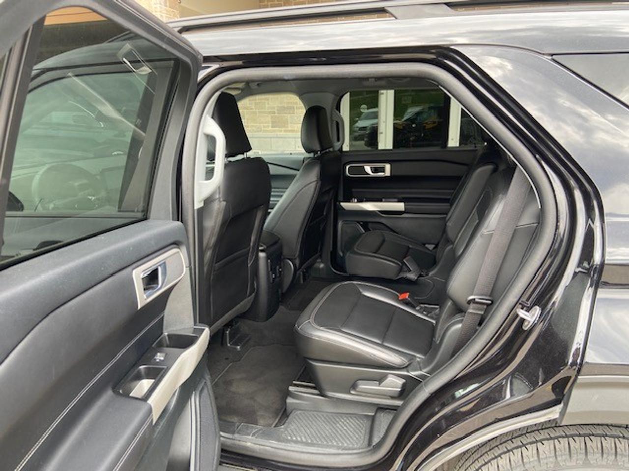2024 Ford Explorer XLT Photo