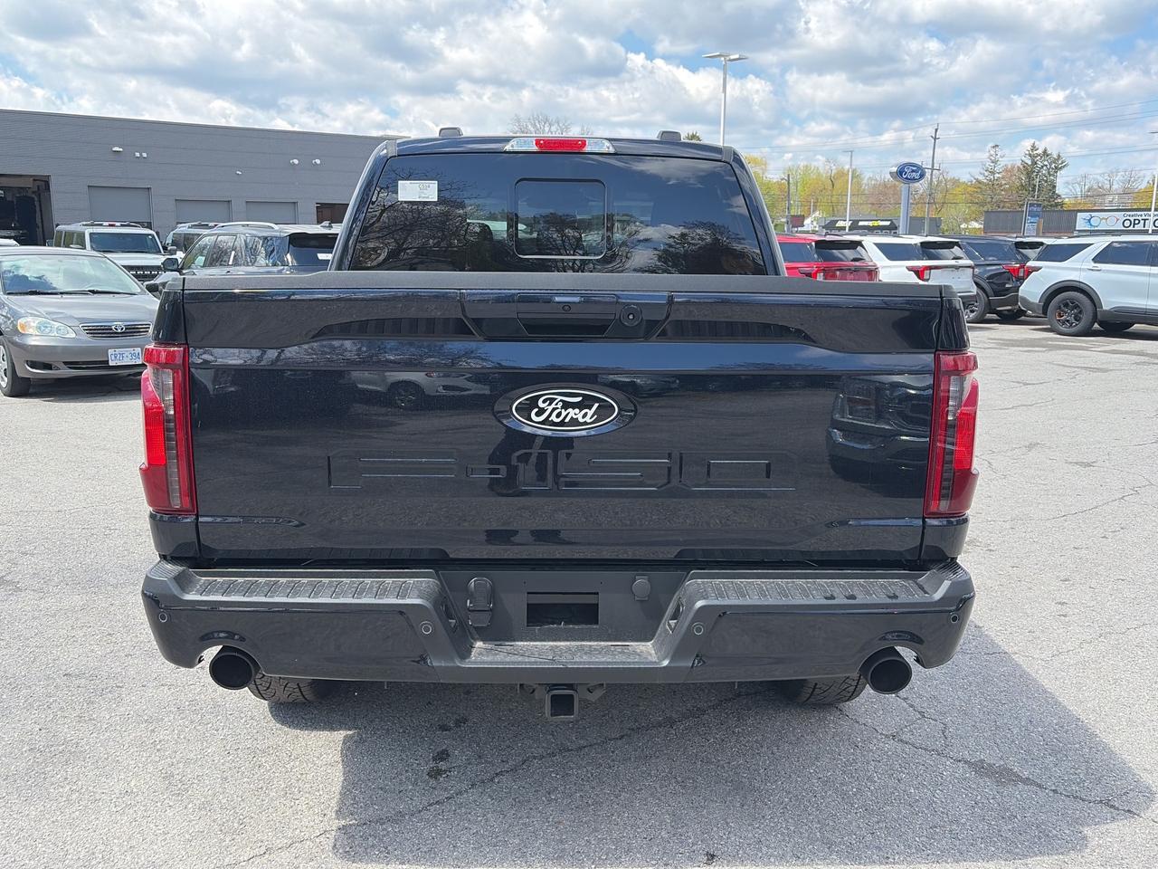 2026 Ford F-150 XLT 4WD SuperCrew 5.5' Box Photo3