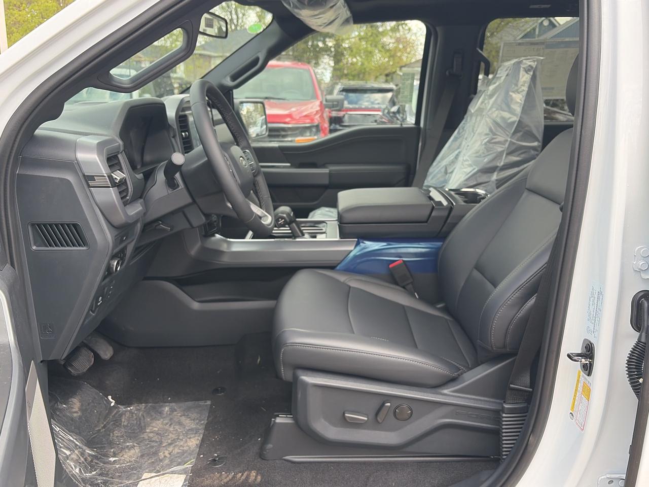 2026 Ford F-150 XLT 4WD SuperCrew 5.5' Box 303A Photo