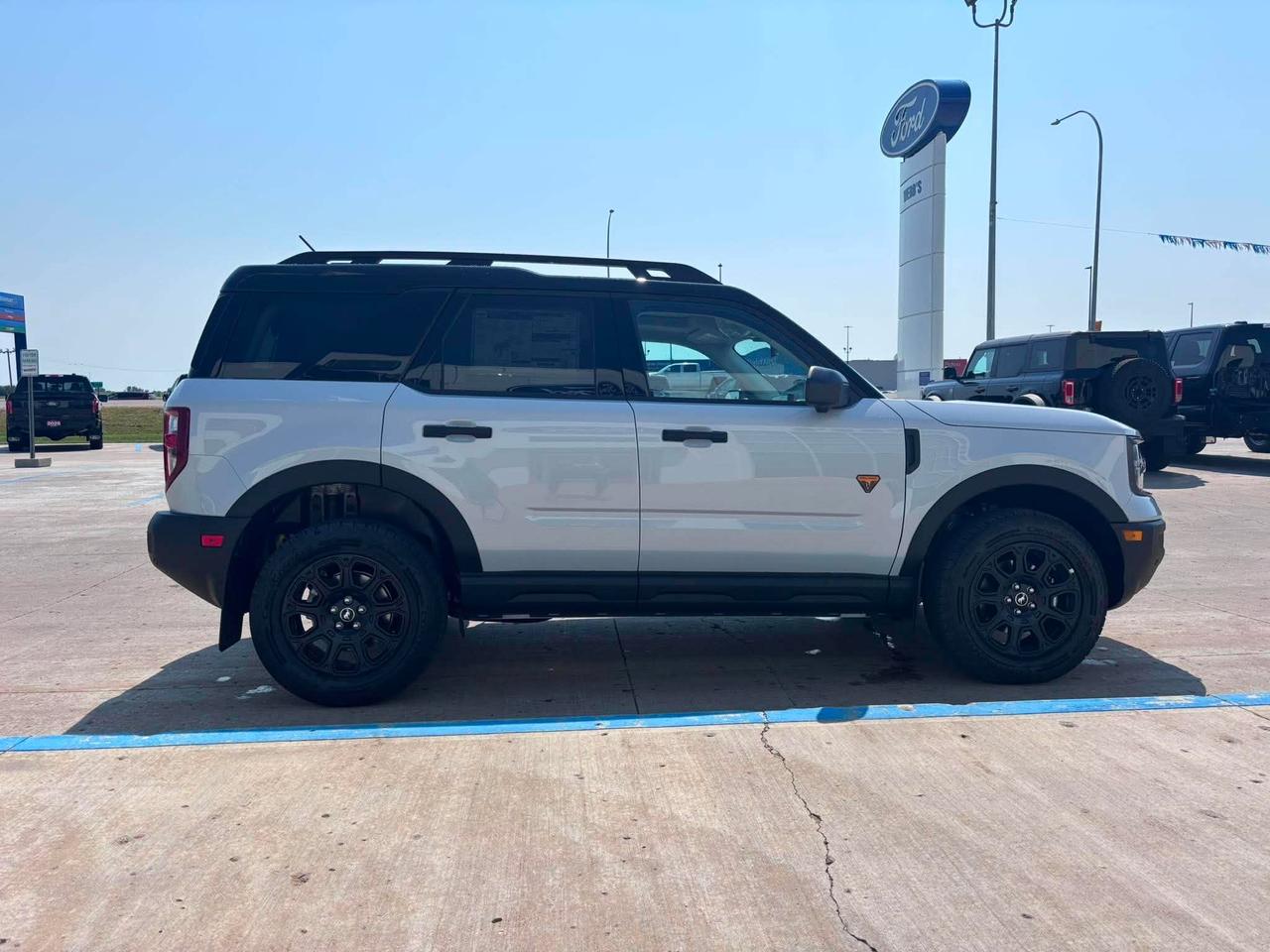 2026 Ford Bronco Sport Badlands 4x4 Photo2