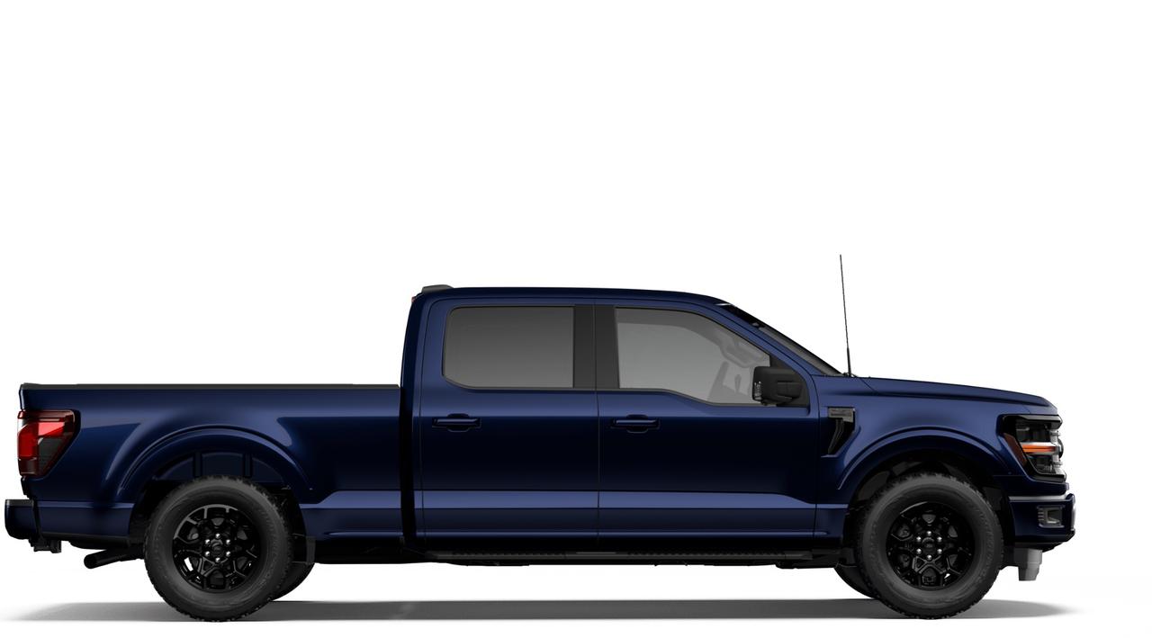 2026 Ford F-150 XLT Photo4