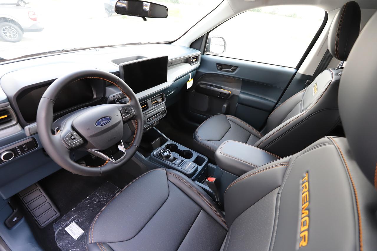 2026 Ford Maverick TREMOR AWD SuperCrew Photo1