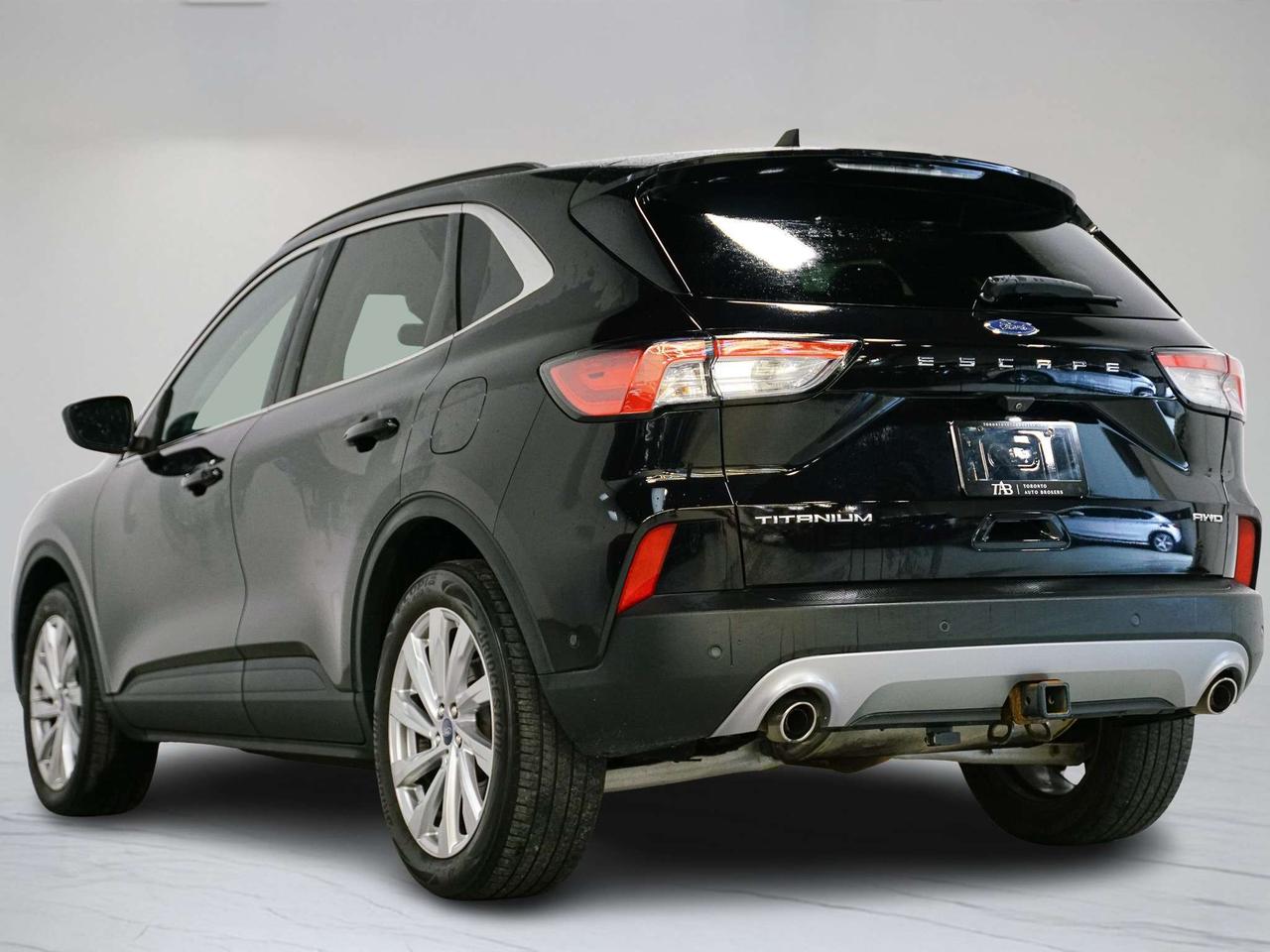 2021 Ford Escape TITANIUM ELITE | HUD | PANO | B&O Photo