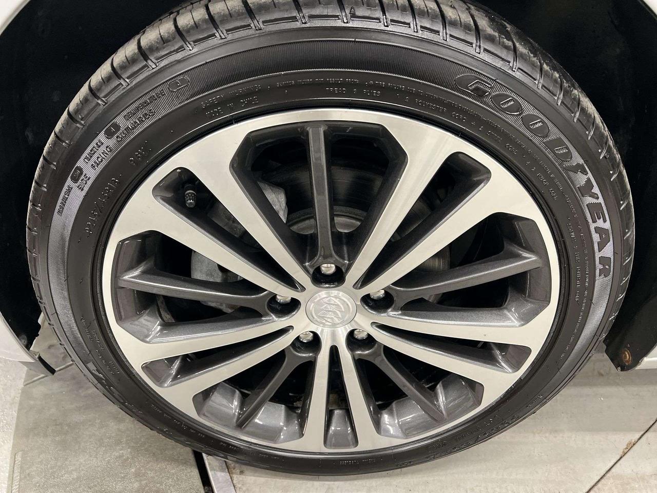 2019 Buick Regal LEATHER | CARPLAY | REMOTE START |ALLOYS | A/C Photo