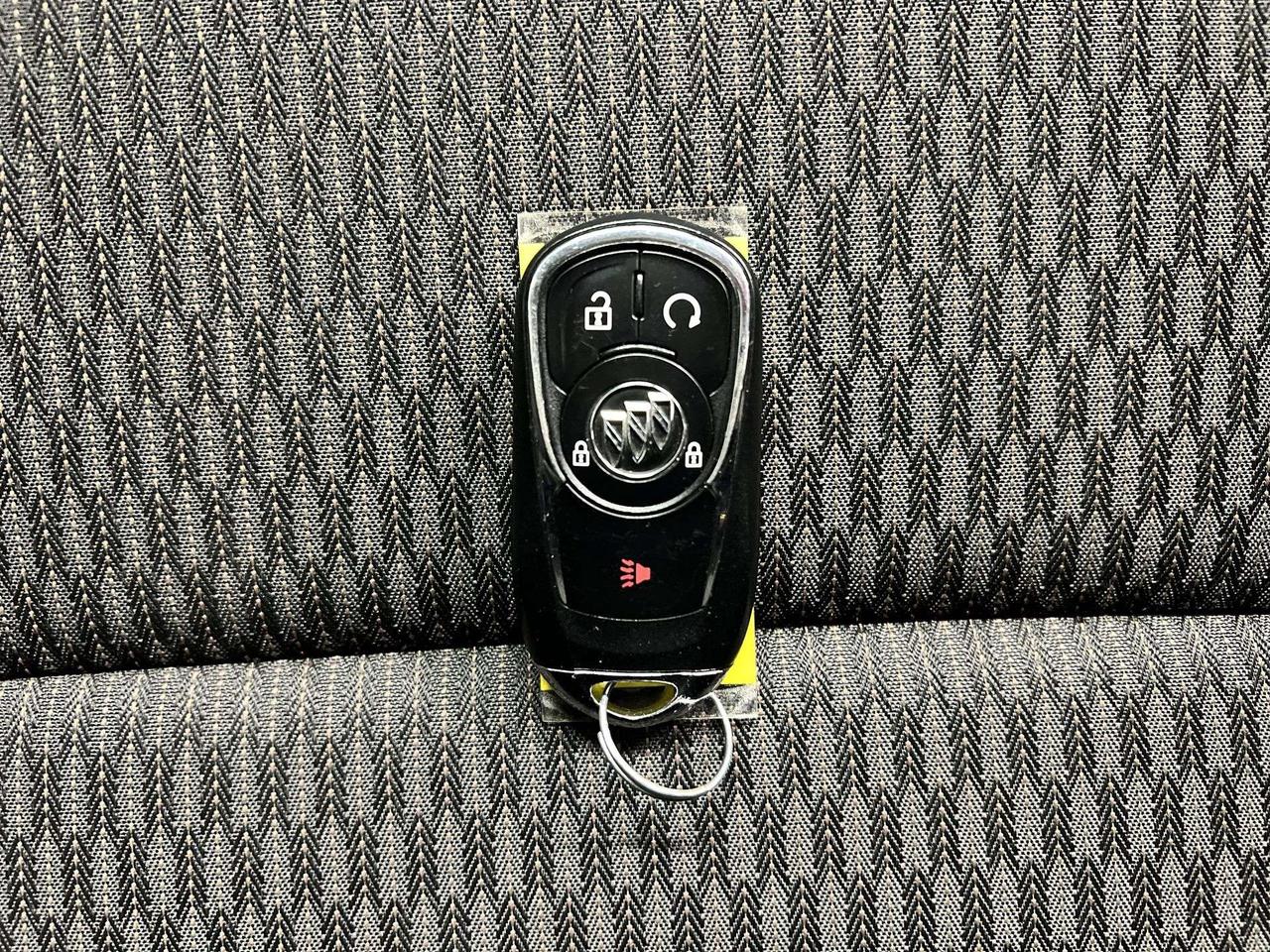 2019 Buick Regal LEATHER | CARPLAY | REMOTE START |ALLOYS | A/C Photo