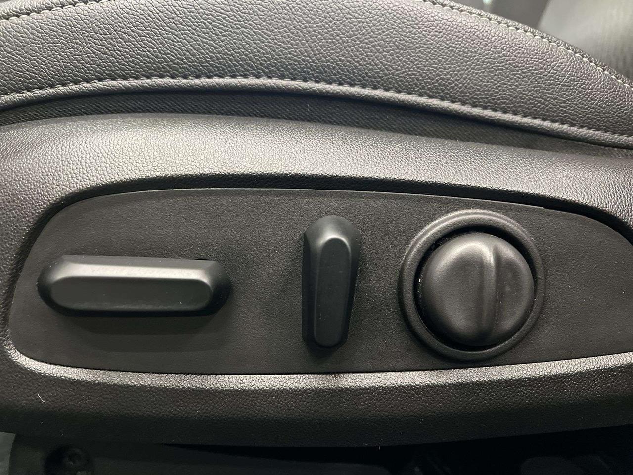 2019 Buick Regal LEATHER | CARPLAY | REMOTE START |ALLOYS | A/C Photo