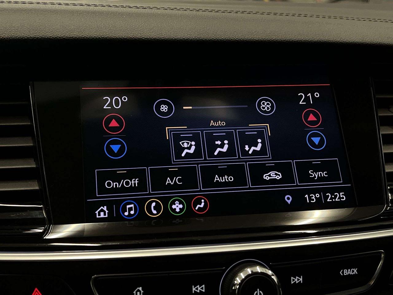 2019 Buick Regal LEATHER | CARPLAY | REMOTE START |ALLOYS | A/C Photo