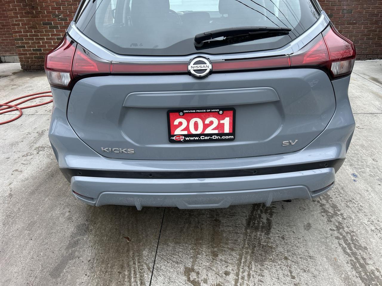 2021 Nissan Kicks SV | ONLY 68,000KMS | HTD SEATS | CARPLAY | ALLOYS Photo