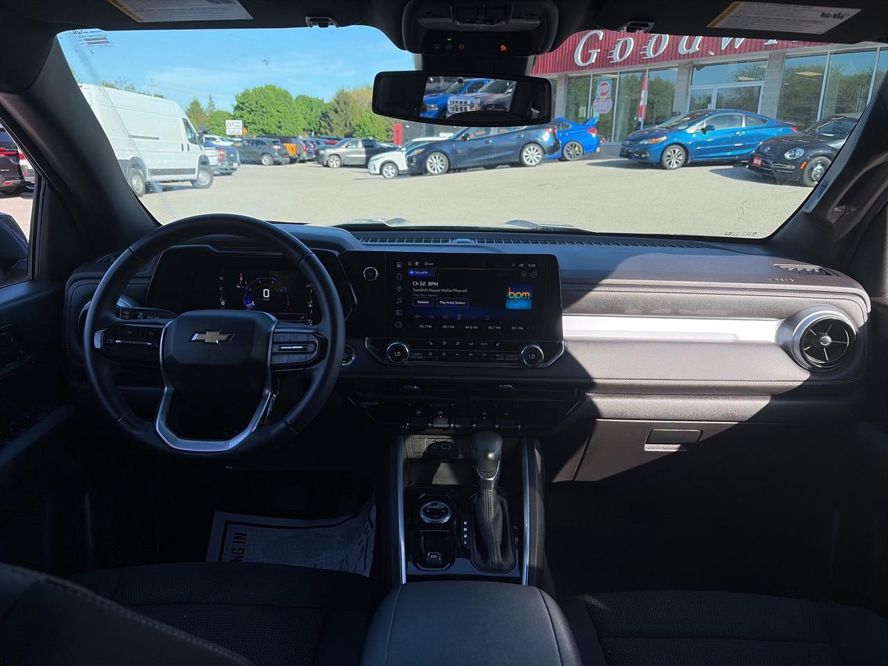2023 Chevrolet Colorado LT, SUNROOF, REMOTE START, CLEAN CARFAX! - Photo #15