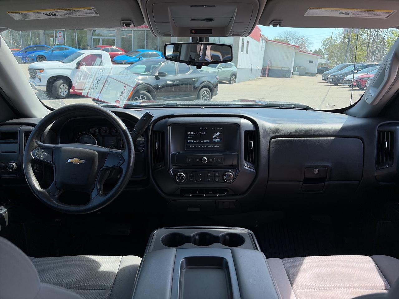 2018 Chevrolet Silverado 1500 CUSTOM, 6 PASSENGER, BACK UP CAMERA! - Photo #15