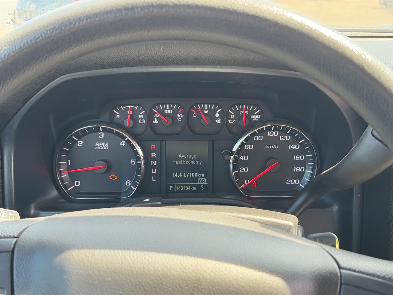 2018 Chevrolet Silverado 1500 CUSTOM, 6 PASSENGER, BACK UP CAMERA! Photo
