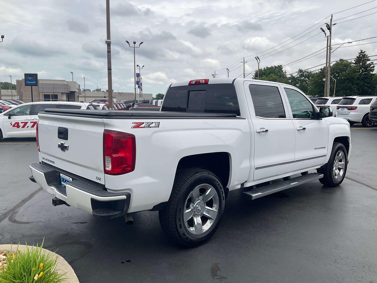 2018 Chevrolet Silverado 1500 2LZ Photo