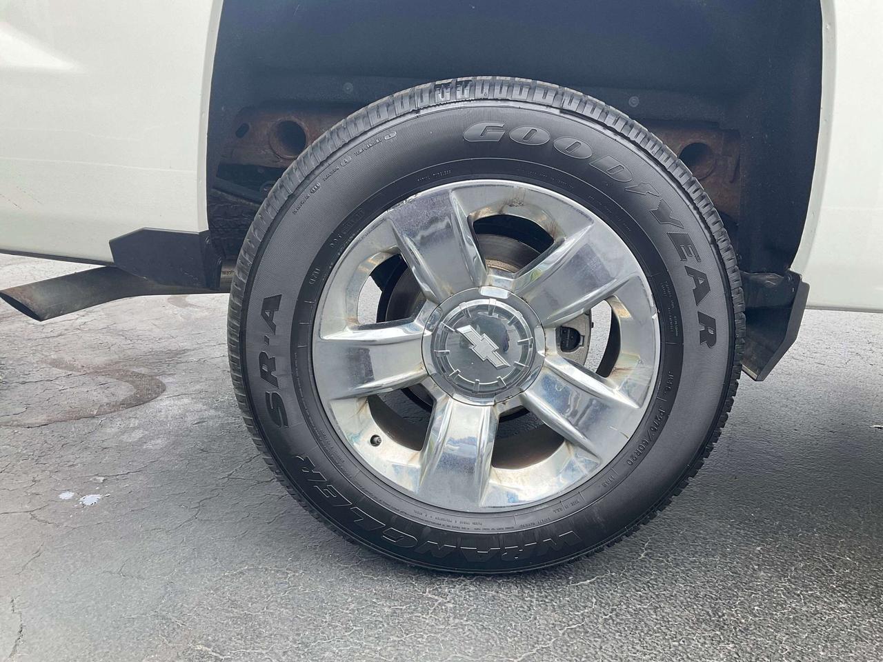 2018 Chevrolet Silverado 1500 2LZ Photo3