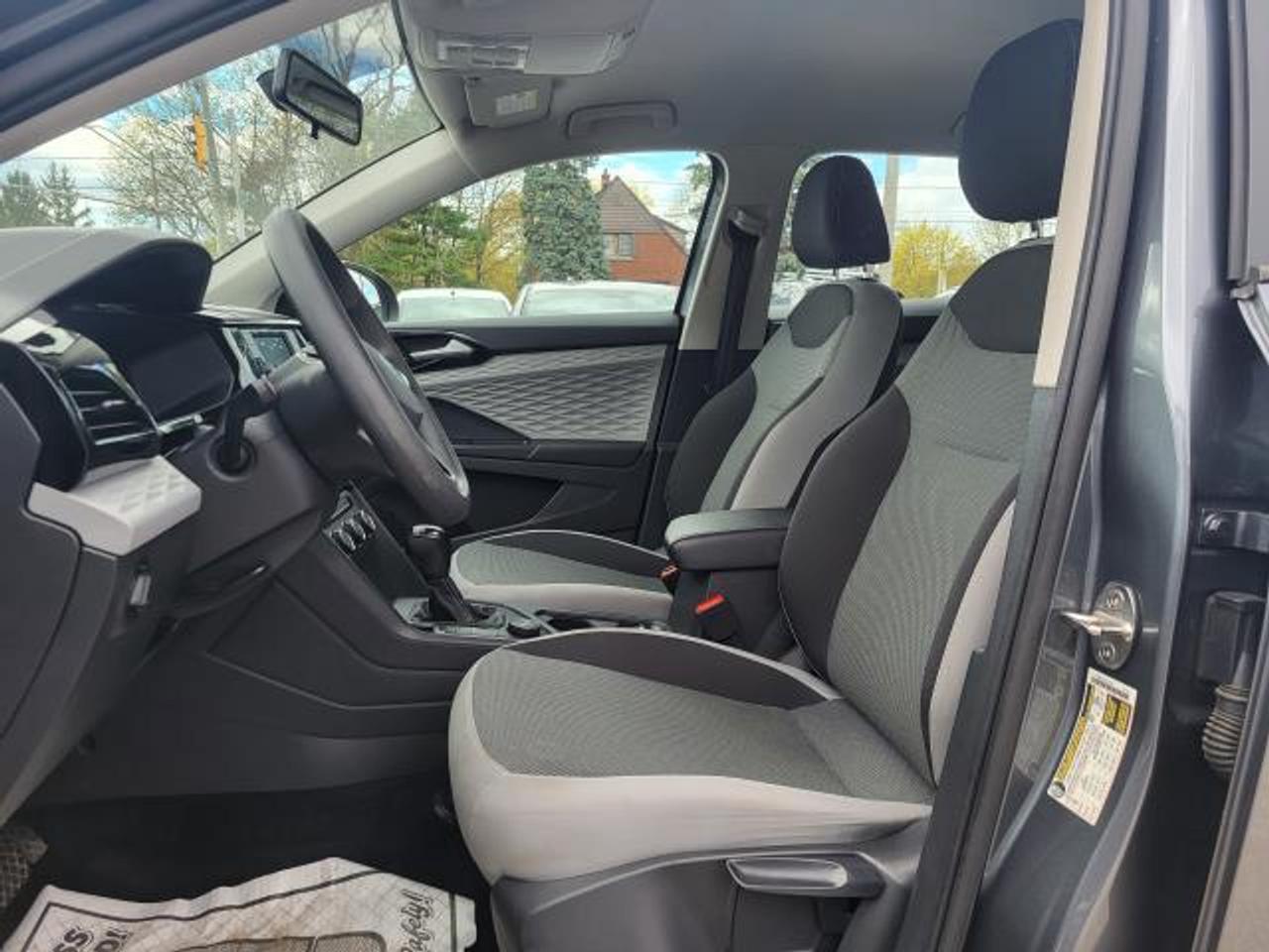 2022 Volkswagen Taos Trendline Photo