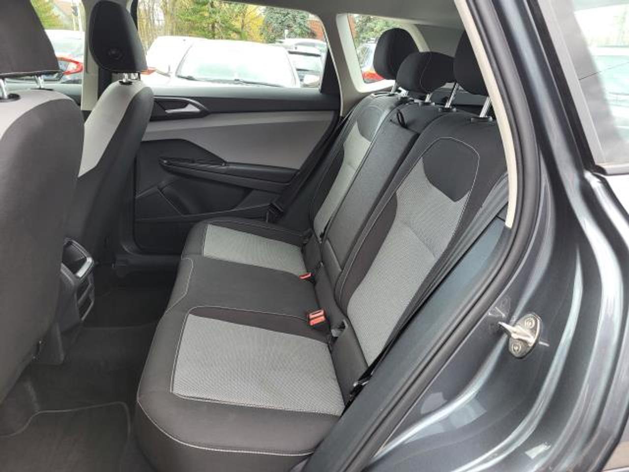 2022 Volkswagen Taos Trendline Photo