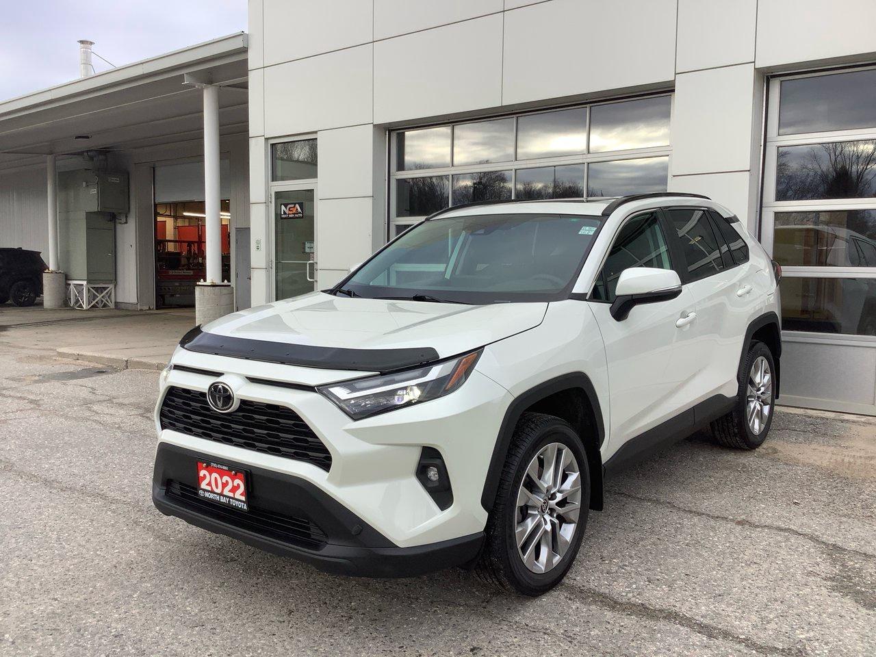 2022 Toyota RAV4 XLE Photo