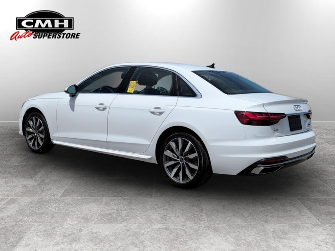 2023 Audi A4 Sedan Komfort 45 TFSI quattro  *CLEAN CF* Photo1