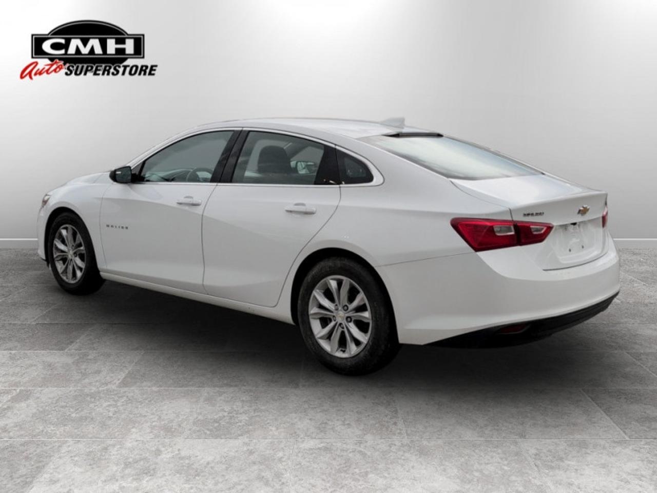 2023 Chevrolet Malibu LT  **APPLE CARPLAY - HTD SEATS** Photo