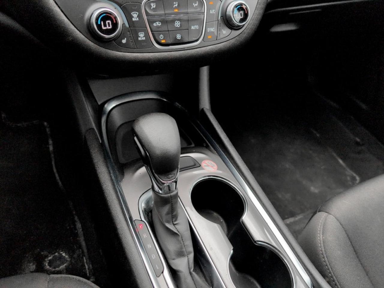 2023 Chevrolet Malibu LT  **APPLE CARPLAY - HTD SEATS** Photo