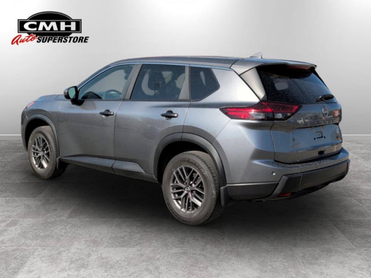 2024 Nissan Rogue S  **CLEAN CARFAX** Photo