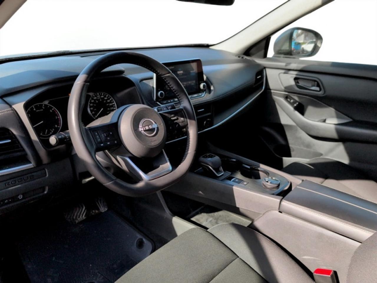 2024 Nissan Rogue S  **CLEAN CARFAX** Photo