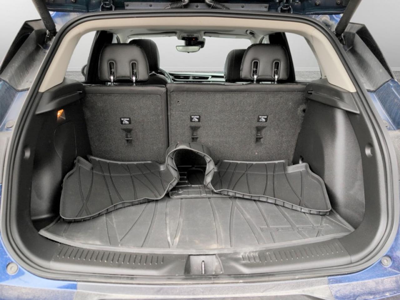 2023 Buick Encore GX Essence w/Tech Pkg  *CLEAN CARFAX* Photo