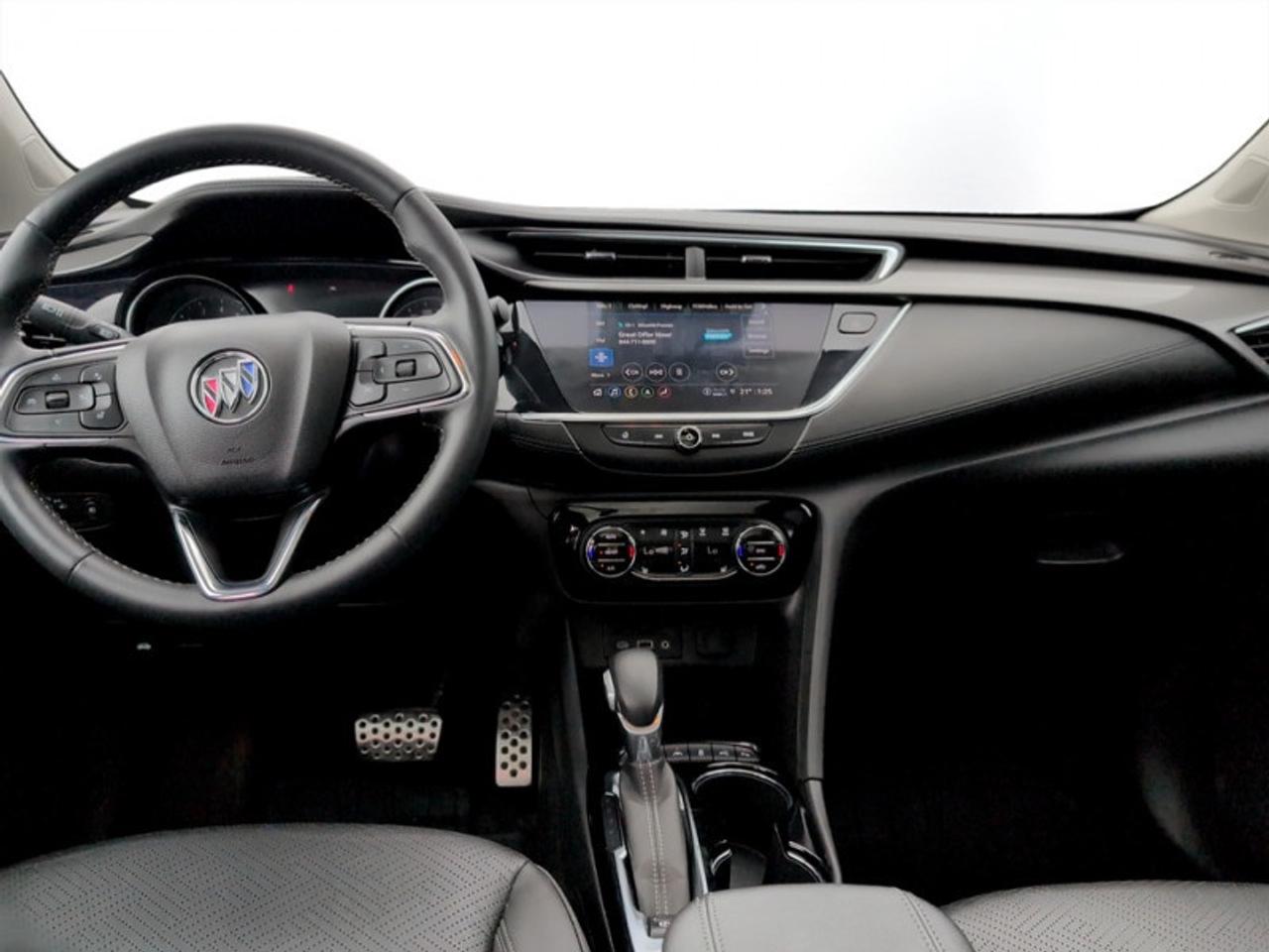2023 Buick Encore GX Essence w/Tech Pkg  *CLEAN CARFAX* Photo