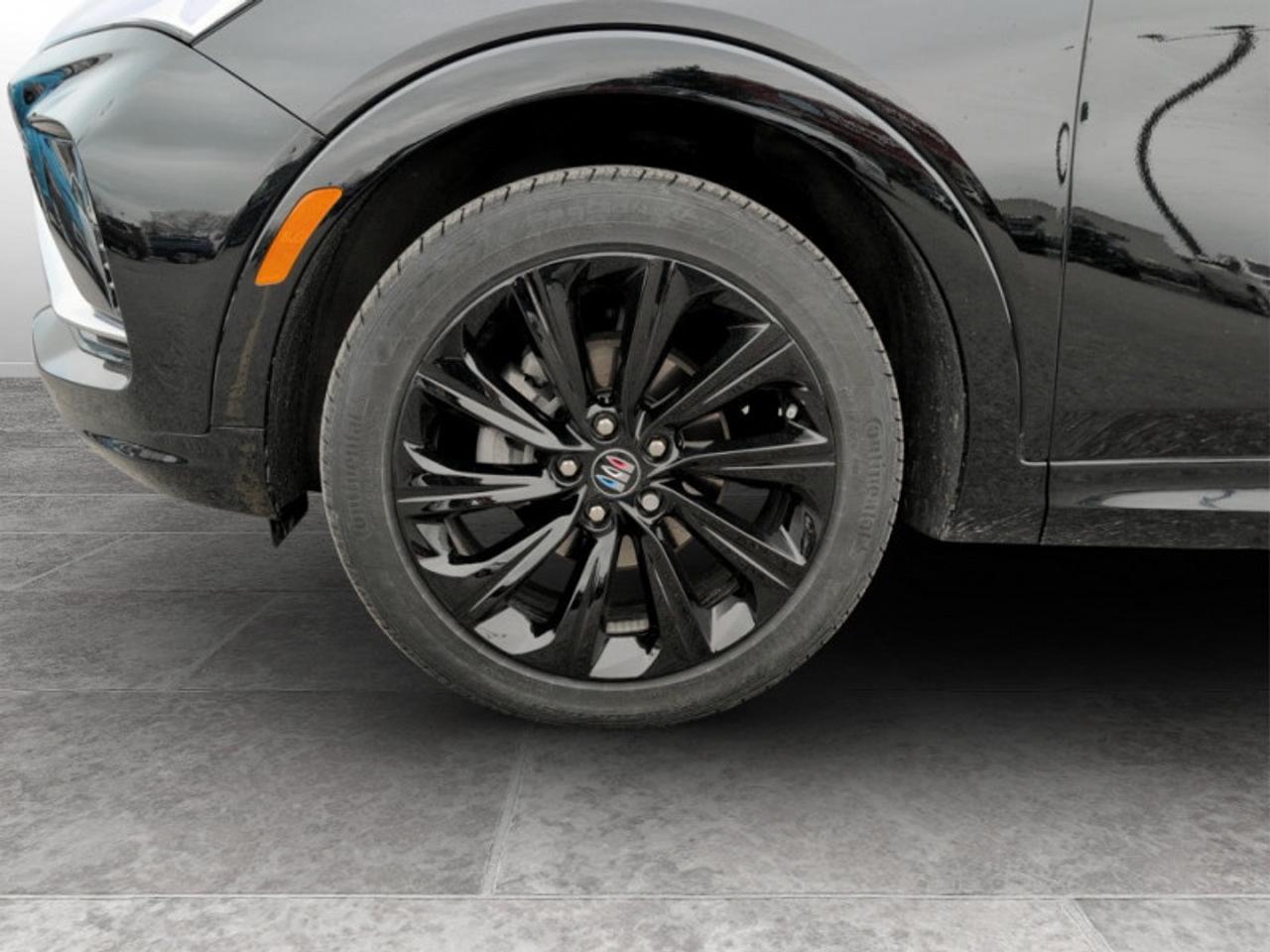 2024 Buick Envista Sport Touring  *LOW KMS - CLEAN CF* Photo