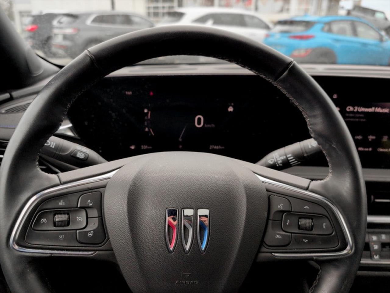 2024 Buick Envista Sport Touring  *LOW KMS - CLEAN CF* Photo