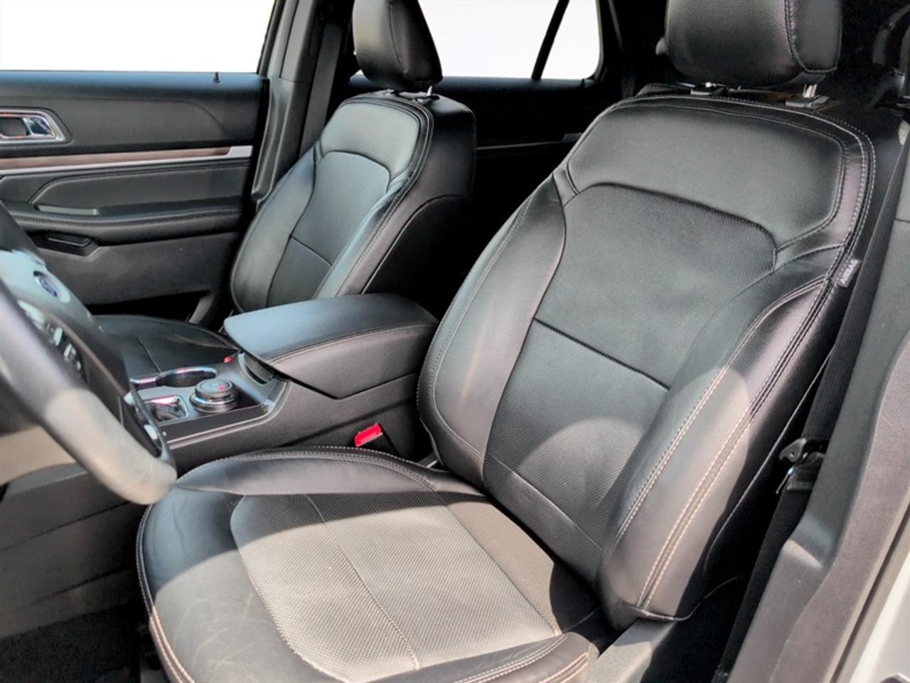 2019 Ford Explorer Limited  **LOW KMS - CLEAN CARFAX** Photo