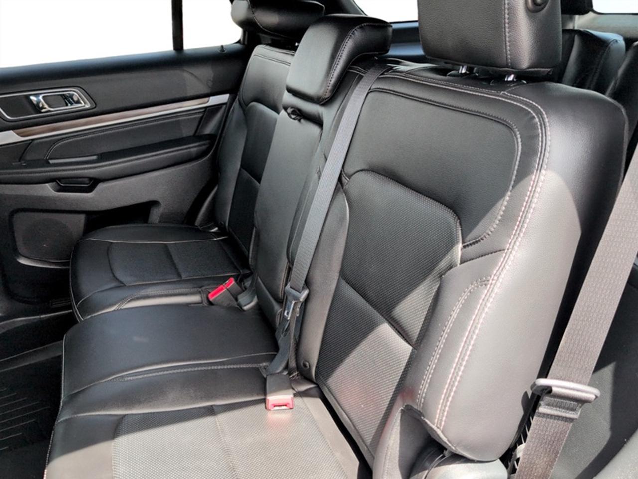 2019 Ford Explorer Limited  **LOW KMS - CLEAN CARFAX** Photo