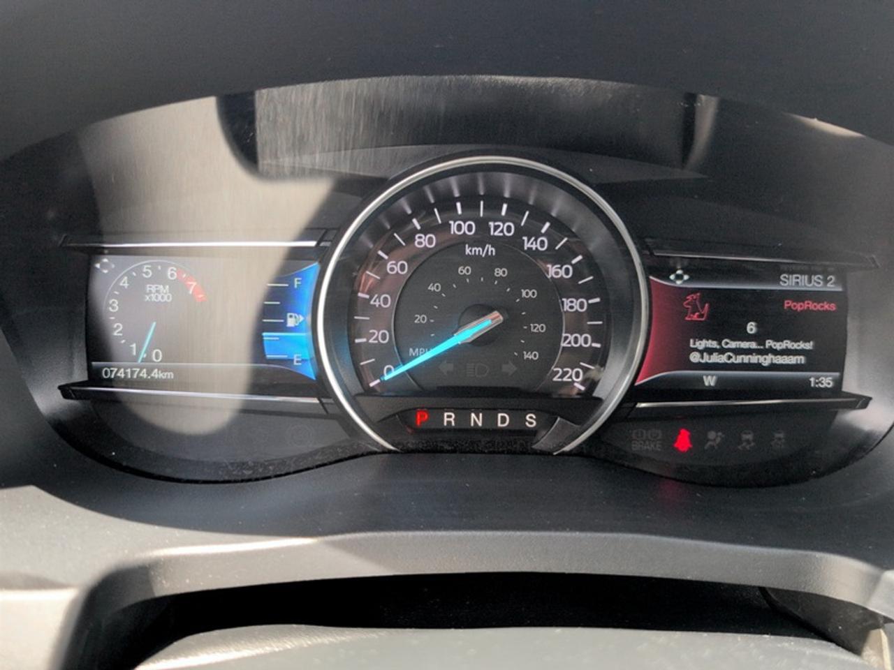 2019 Ford Explorer Limited  **LOW KMS - CLEAN CARFAX** Photo