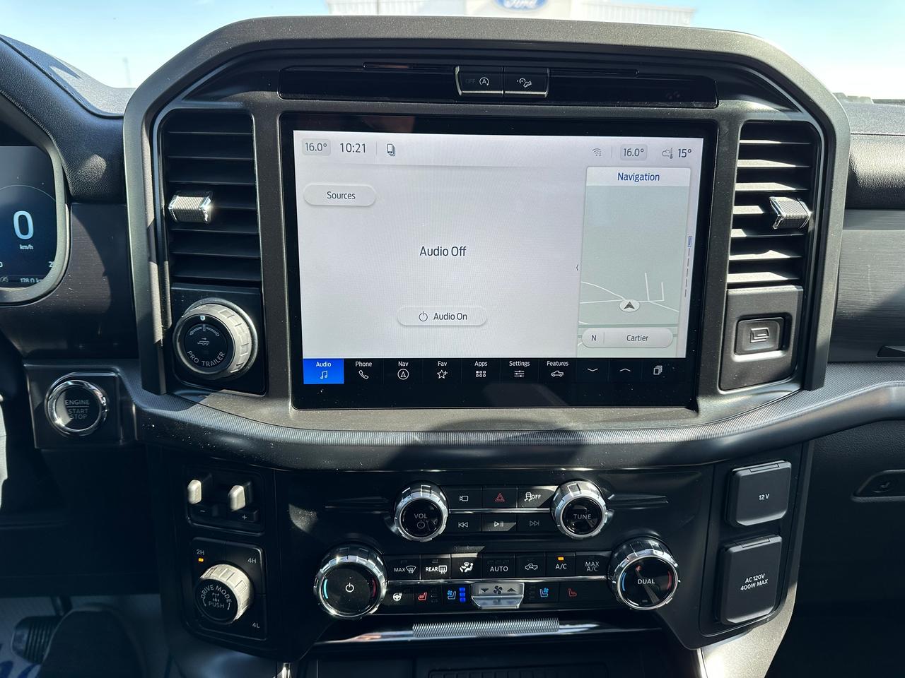2026 Ford F-150 LARIAT 4WD SuperCrew 5.5' Box 501A Photo5