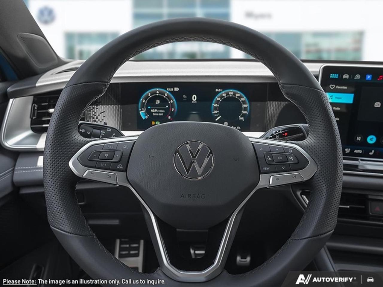 2026 Volkswagen Tiguan Comfortline R-Line Black Edition Photo