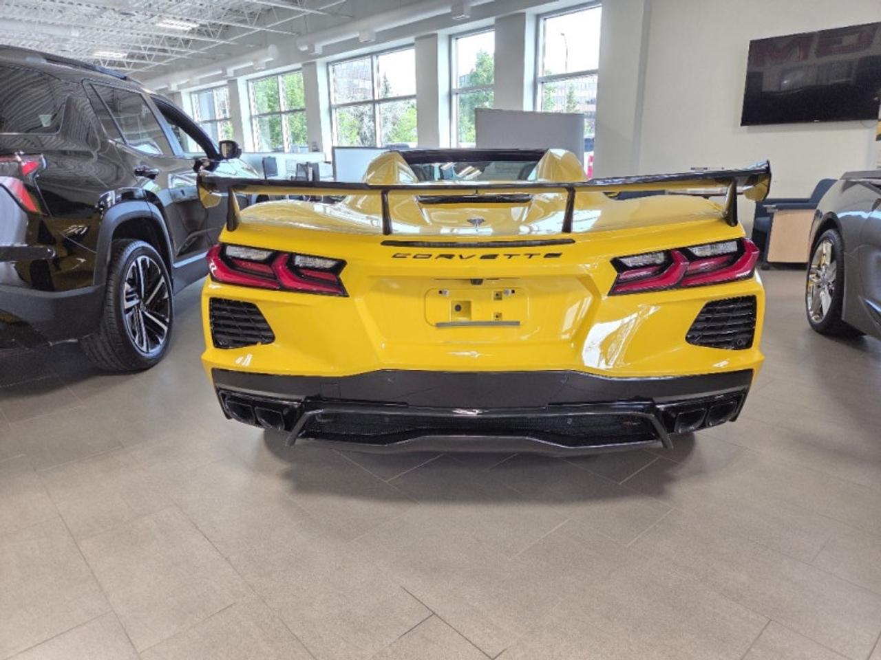 2026 Chevrolet Corvette STINGRAY CONVERTIBLE Photo4