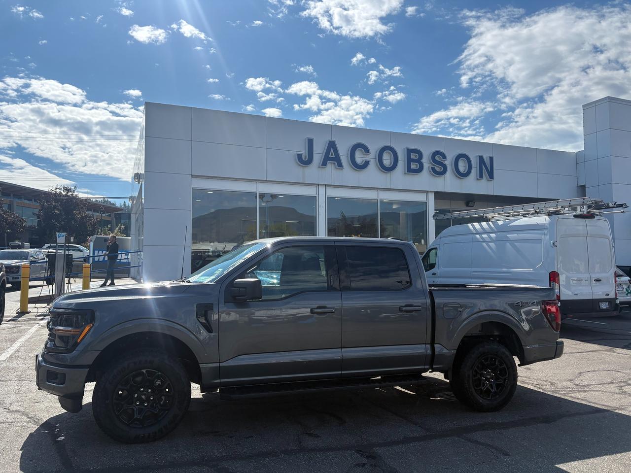 2026 Ford F-150 XLT Photo1