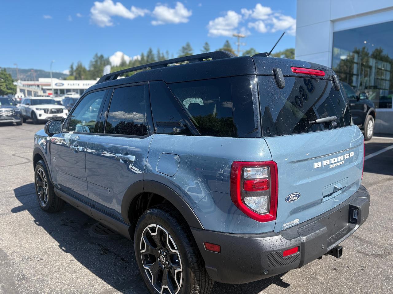 2026 Ford Bronco Sport Outer Banks Photo2