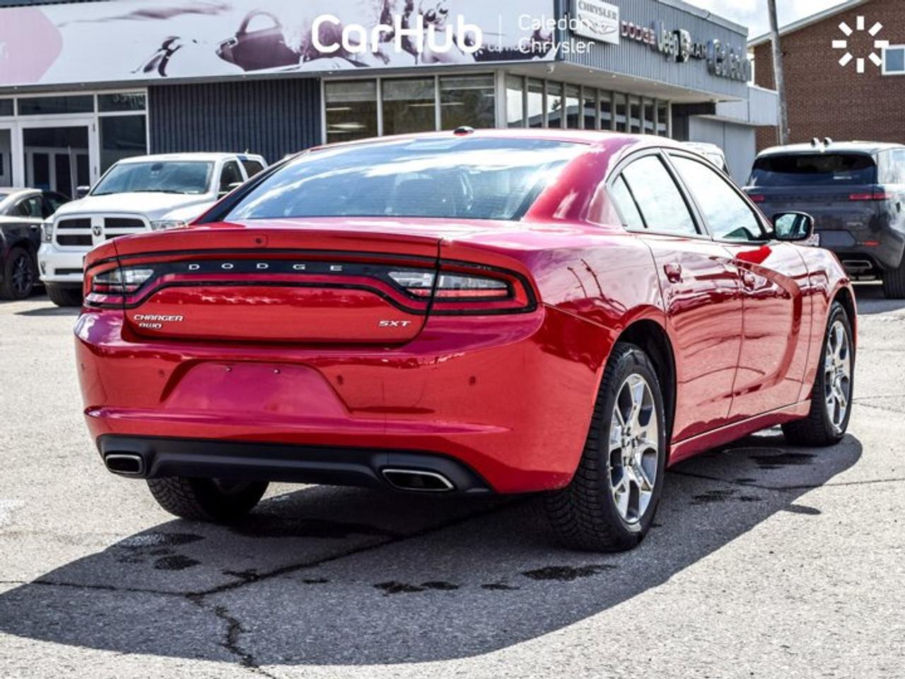 2016 Dodge Charger SXT Photo