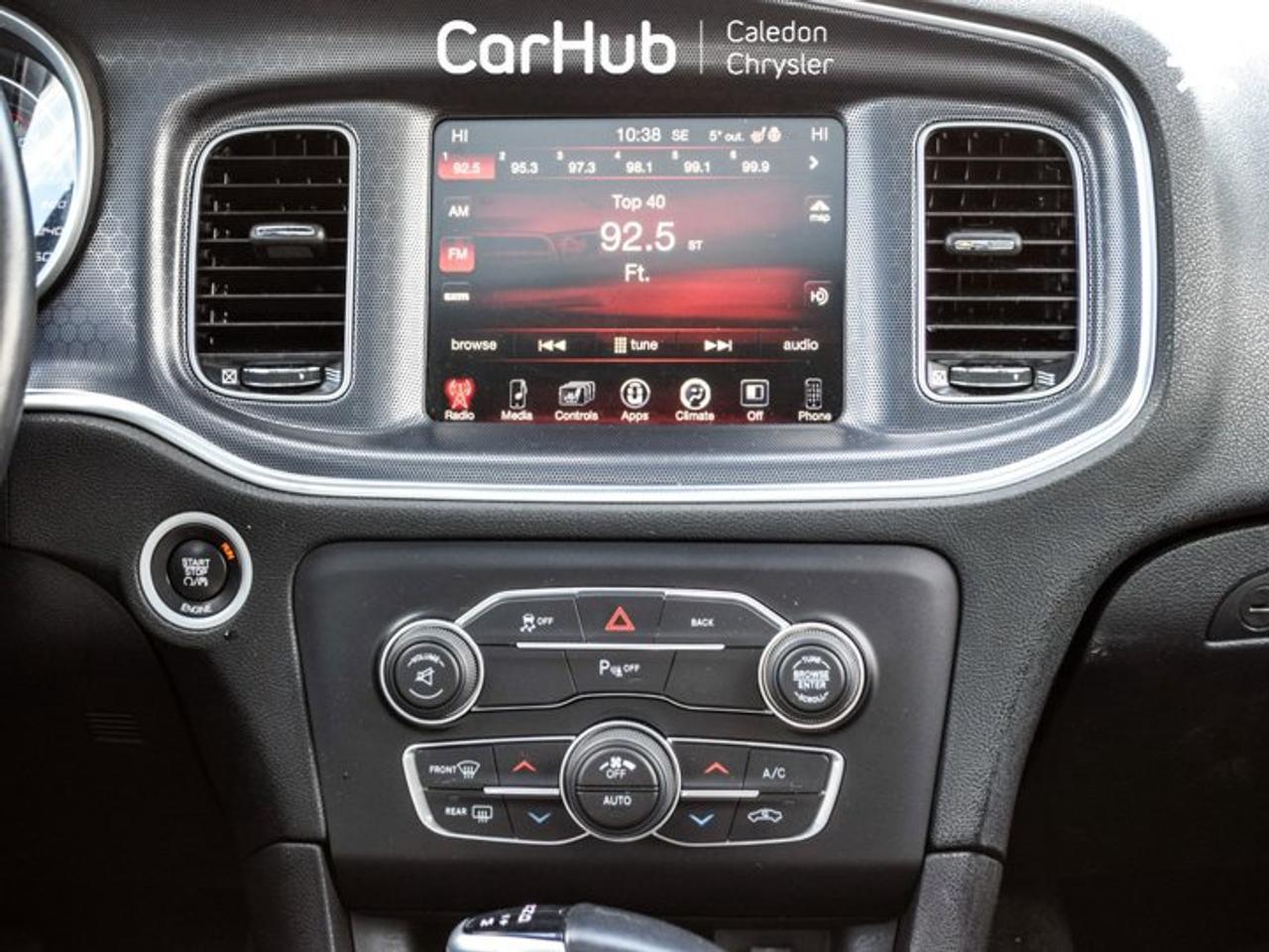 2016 Dodge Charger SXT Photo