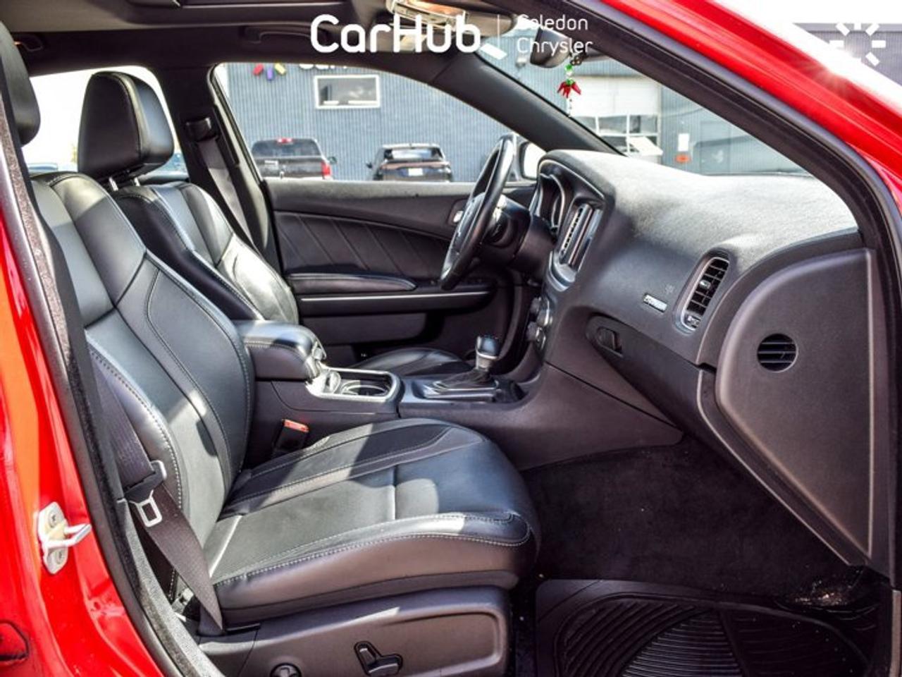 2016 Dodge Charger SXT Photo