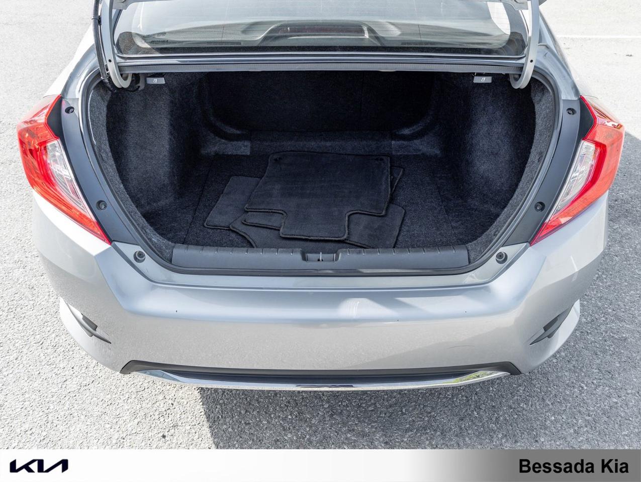 2021 Honda Civic SEDAN LX Photo