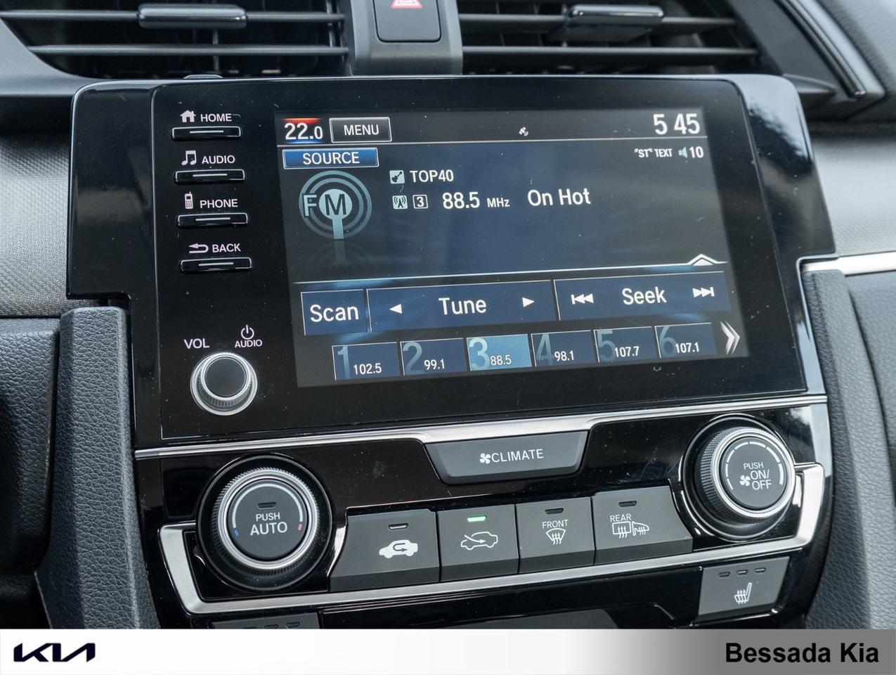 2021 Honda Civic SEDAN LX Photo