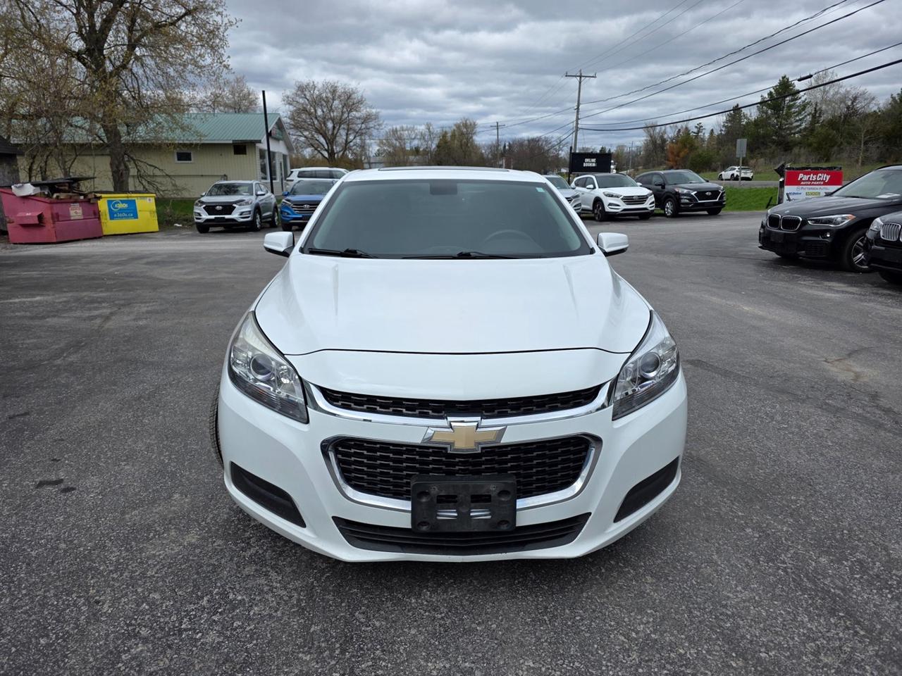2015 Chevrolet Malibu 1LT Photo