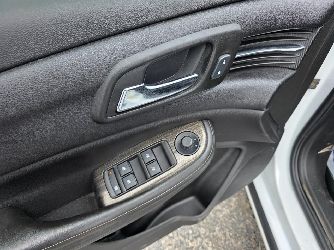 2015 Chevrolet Malibu 1LT Photo