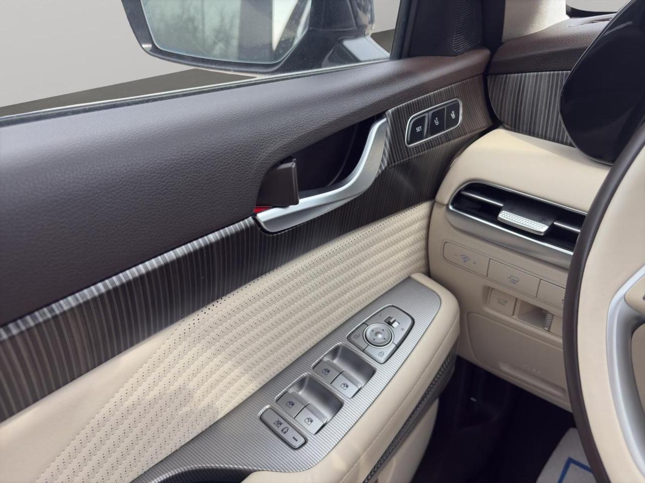 2024 Hyundai PALISADE Ultimate Calligraphy Photo