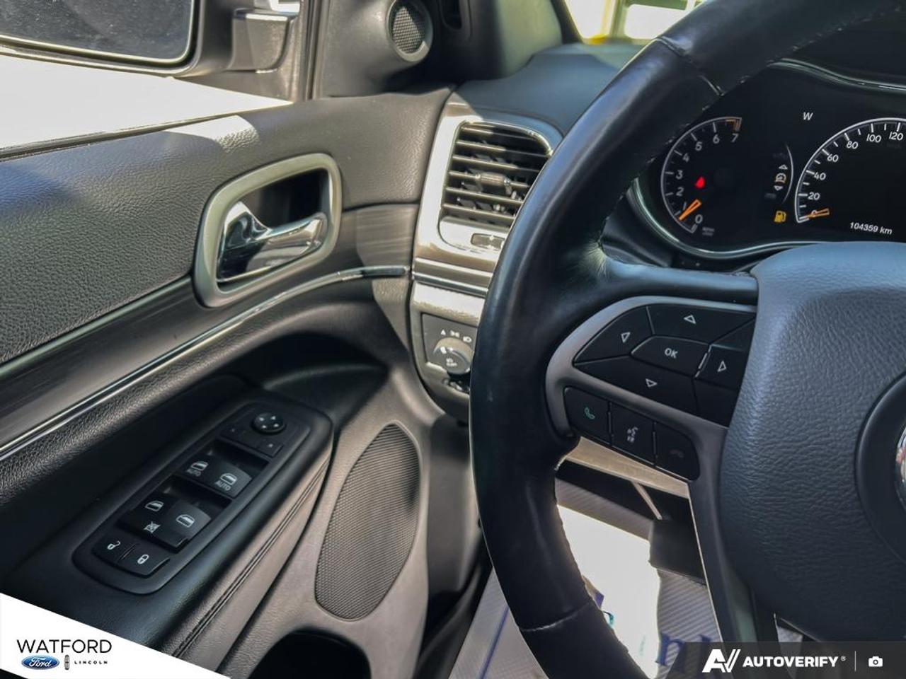 2022 Jeep Cherokee Limited 4X4 Photo