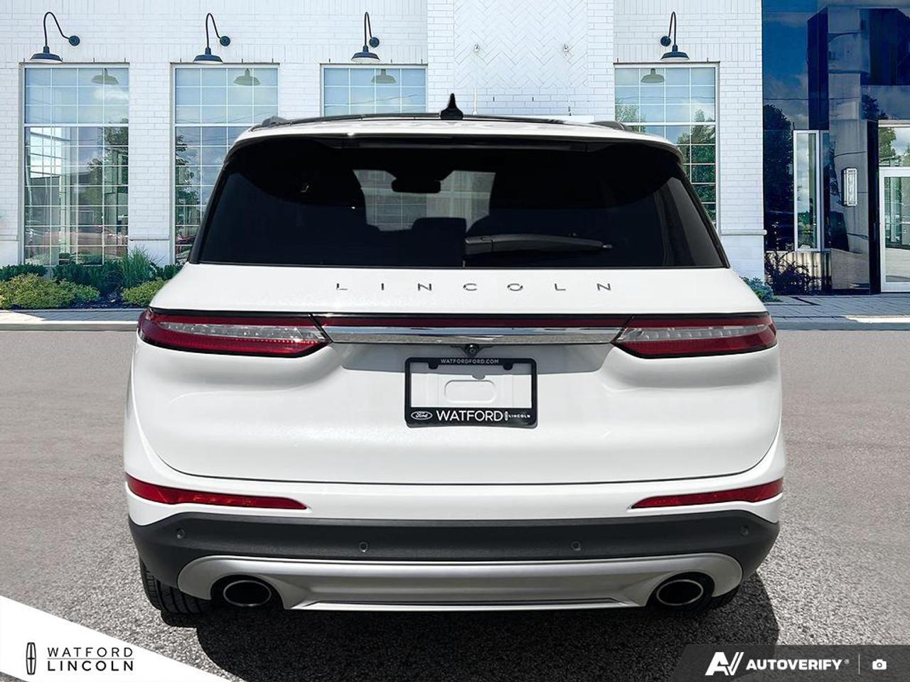 2022 Lincoln Corsair Reserve AWD Photo4